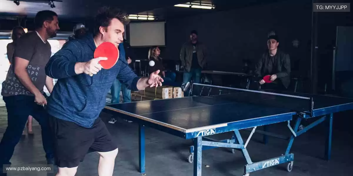 🎁限量周边,把赛场激情带回家!